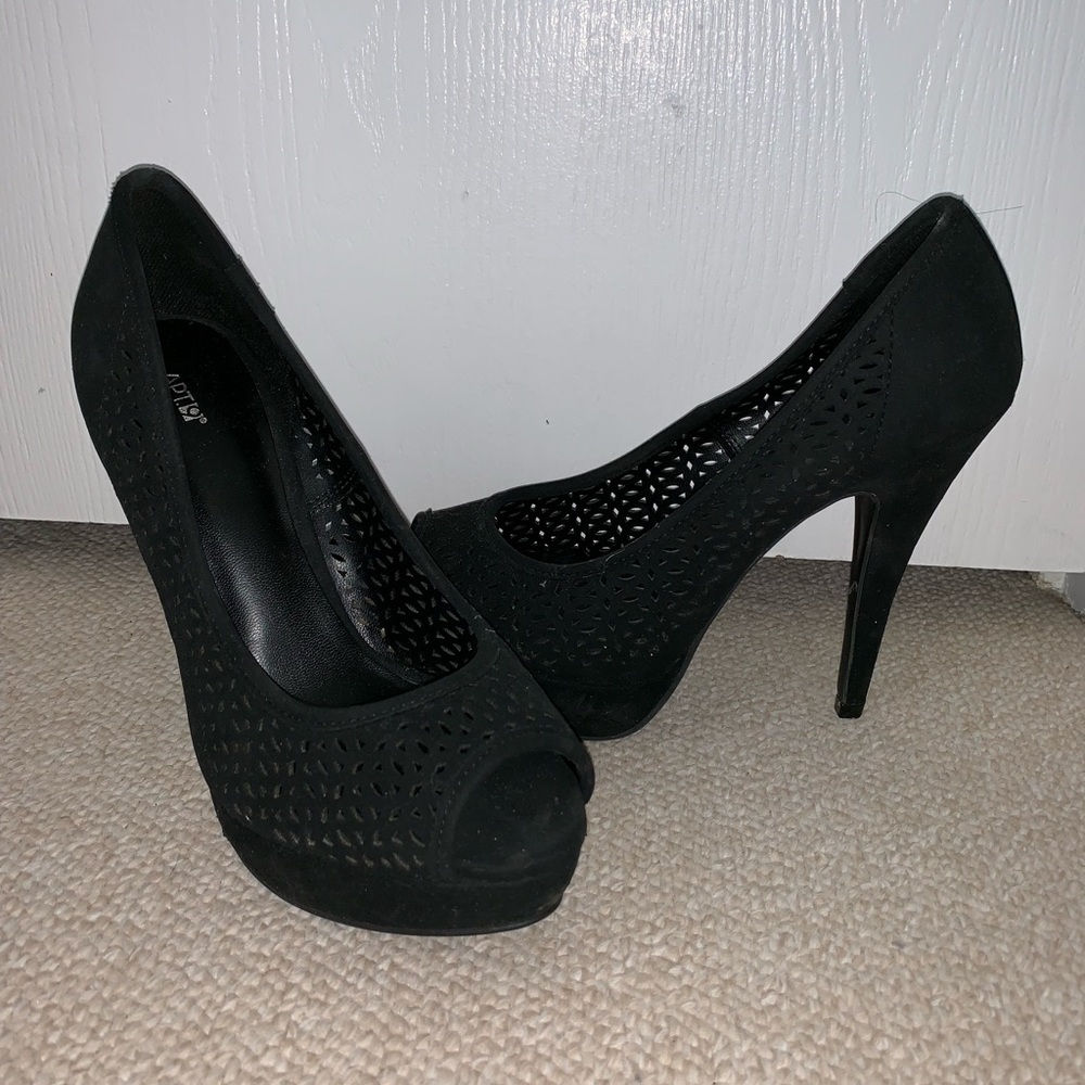 Apt 9 faux suede black high heels